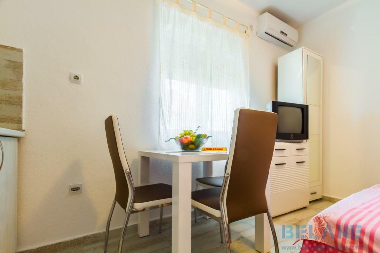 Belane Apartments Tivat Exterior foto
